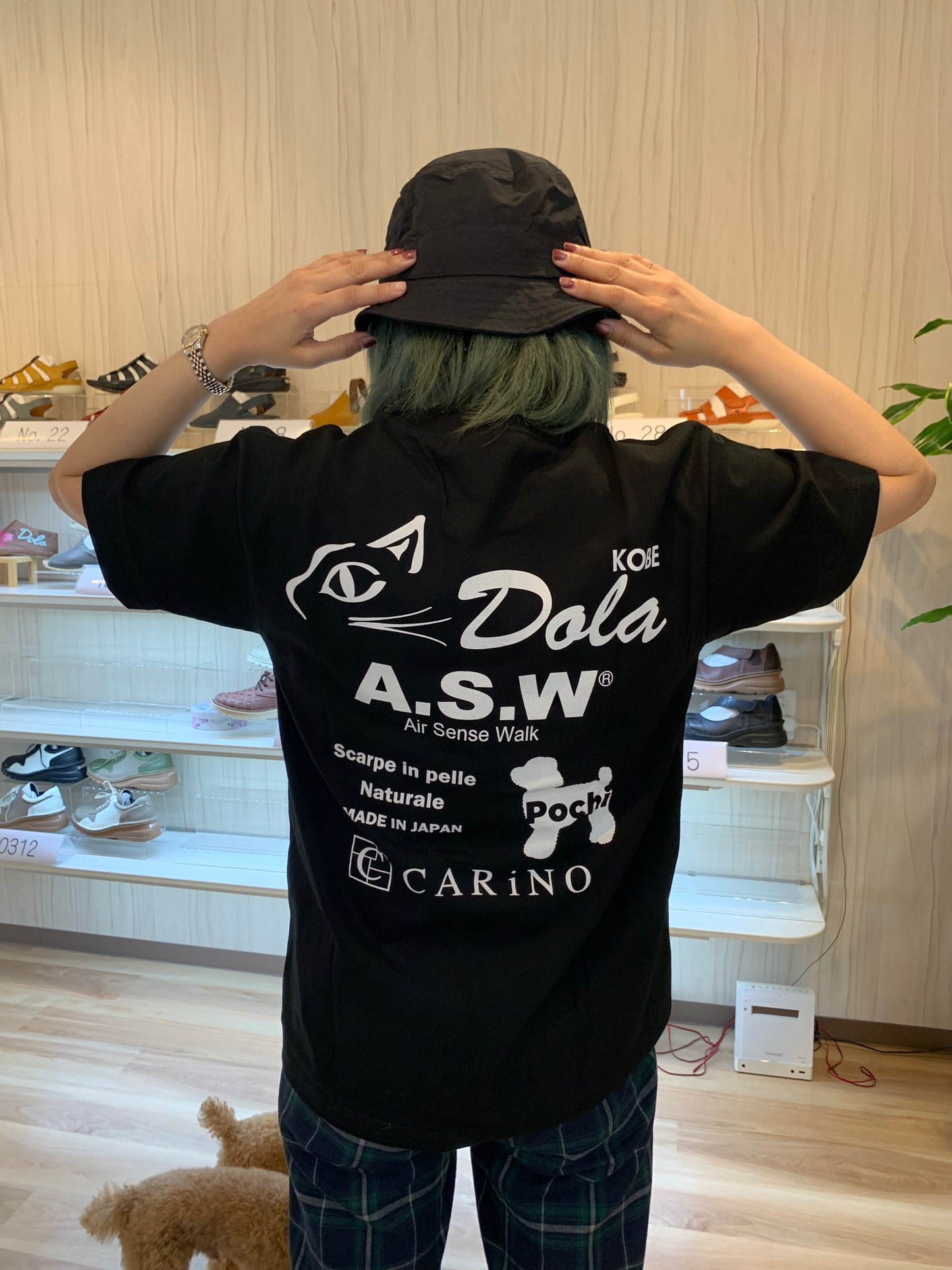 Dola&Pochi オリジナル Tシャツ