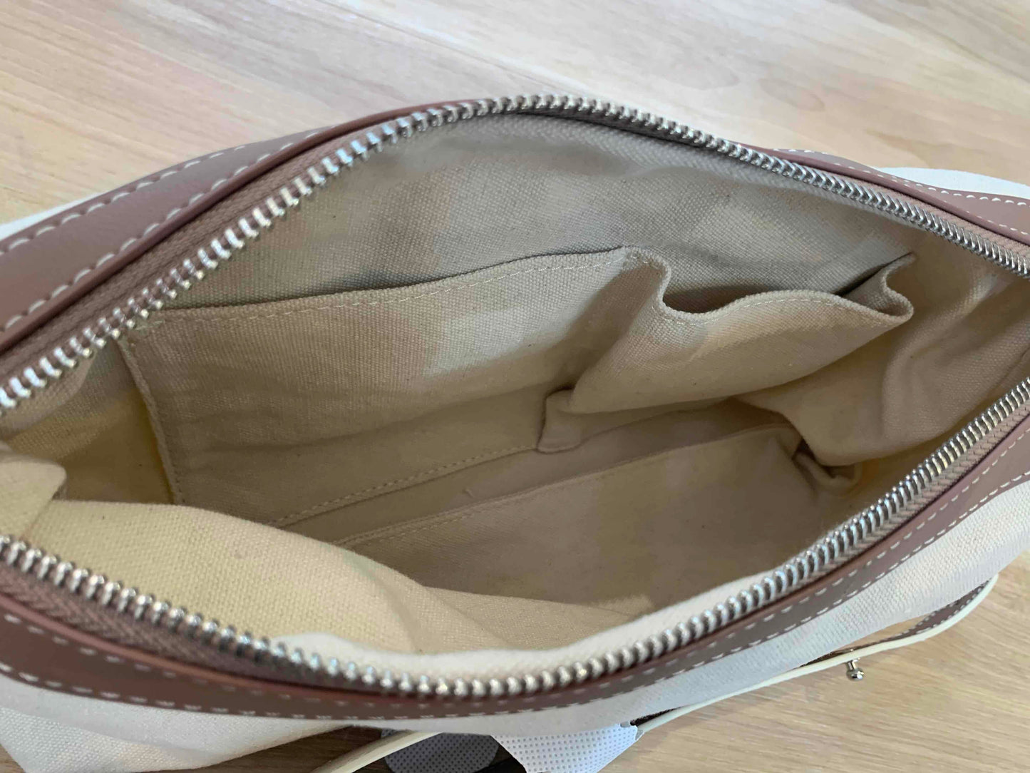 新色登場‼ Air Sense Walk オリジナル 靴底BAG