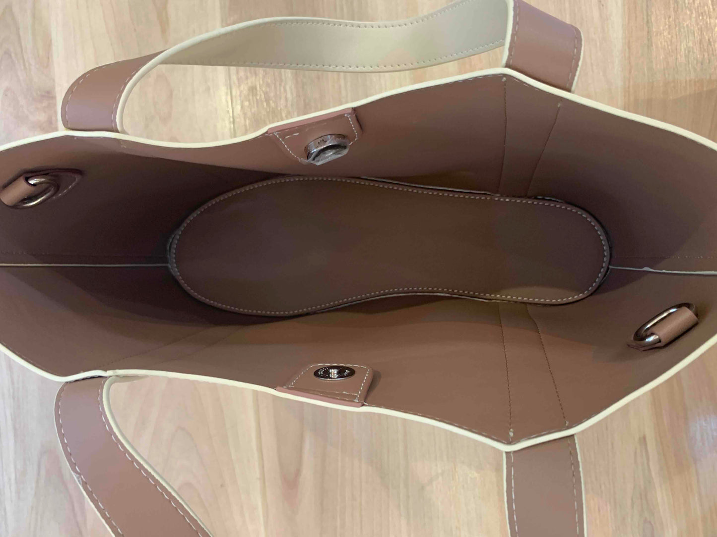 新色登場‼ Air Sense Walk オリジナル 靴底BAG